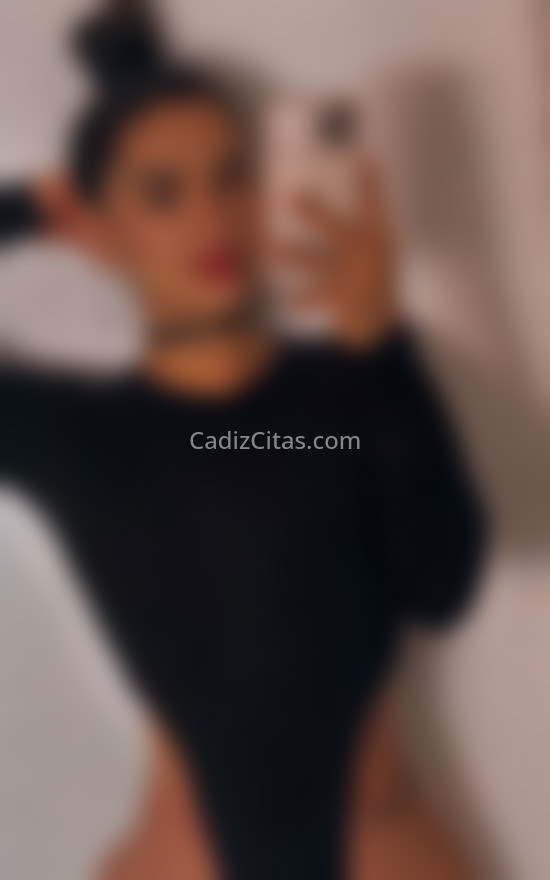 Valery escort extrovertida y hermosa. 624565309. Citas en CÁDIZ, CÁDIZ. www.cadizcitas.com.