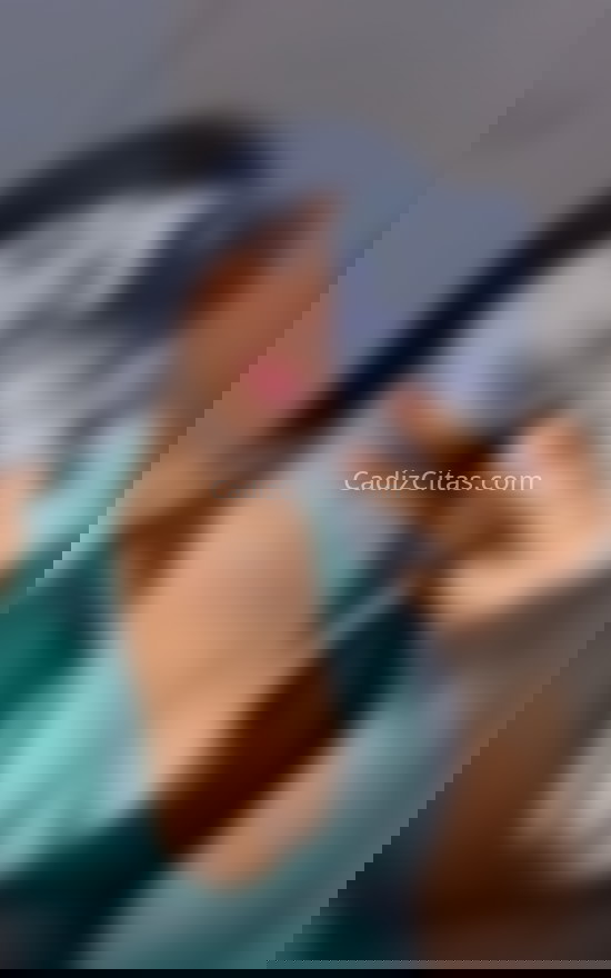 Tiffany, guapa y elegante chica. 695548277. Citas en CÁDIZ, CÁDIZ. www.cadizcitas.com.