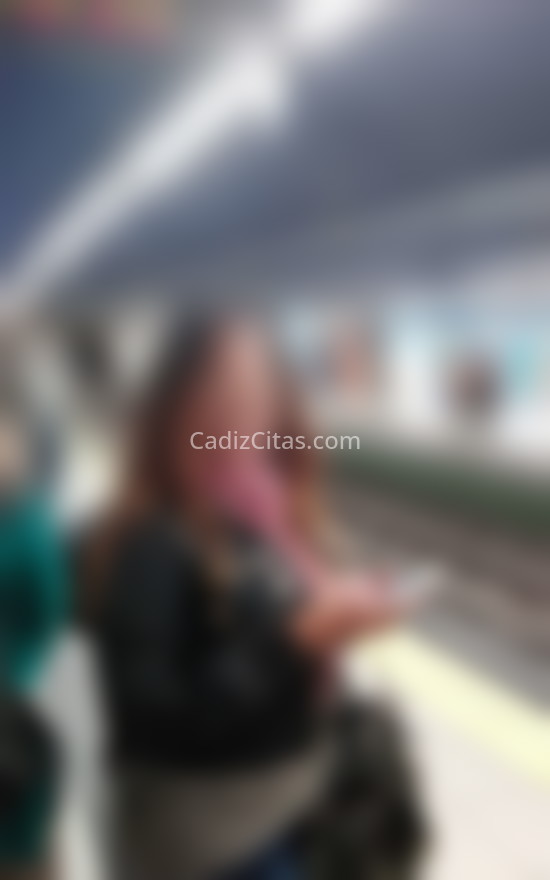 Sandra, colombiana risueña y divertida. 624330524. Citas en CÁDIZ, CÁDIZ. www.cadizcitas.com.