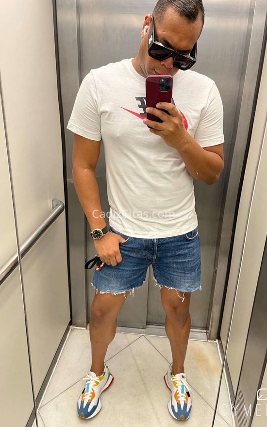 Ricardo, brasileño . 631771736. Citas en CÁDIZ, CÁDIZ. www.cadizcitas.com.