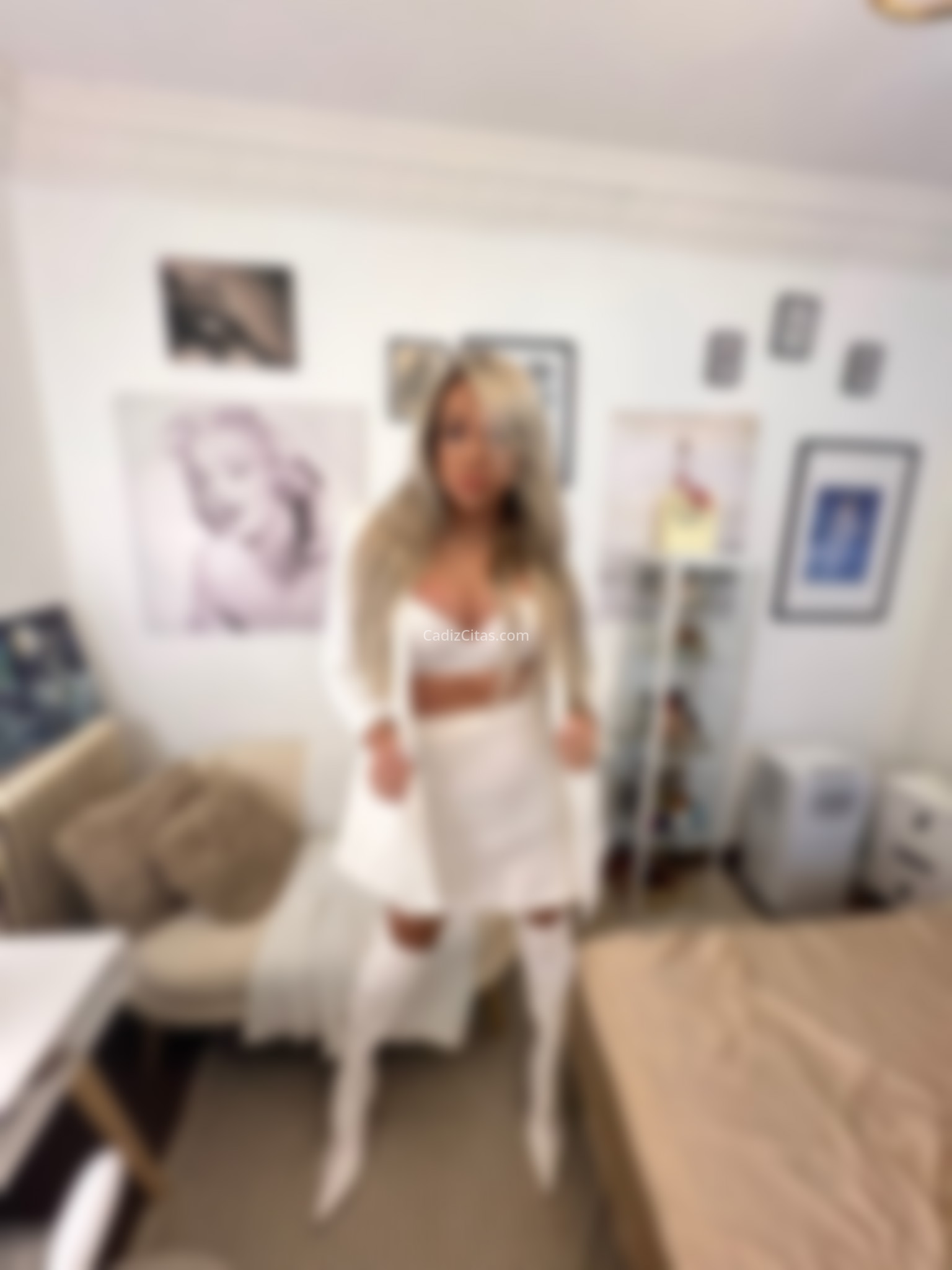 Karla, chica trans tierna y romántica. 632122629. Citas en CÁDIZ, CÁDIZ. www.cadizcitas.com.