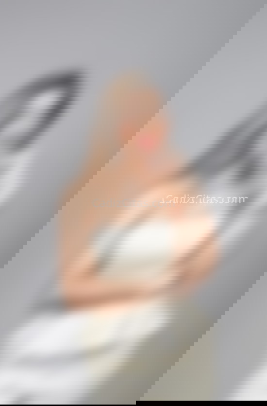 Letizia, mujer elegante de 31 años. 747443231. Citas en CÁDIZ, CÁDIZ. www.cadizcitas.com.