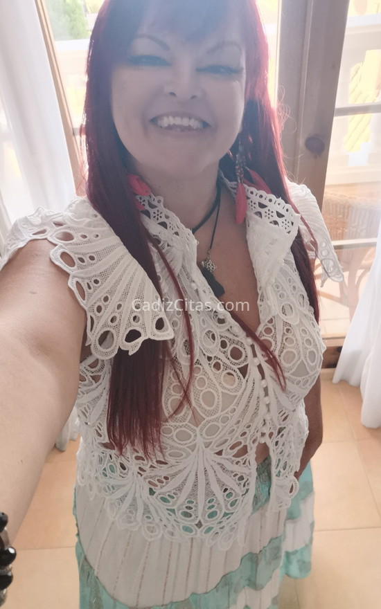Bruna, de vacaciones por una temporada. 602513010. Citas en CÁDIZ, CÁDIZ. www.cadizcitas.com.