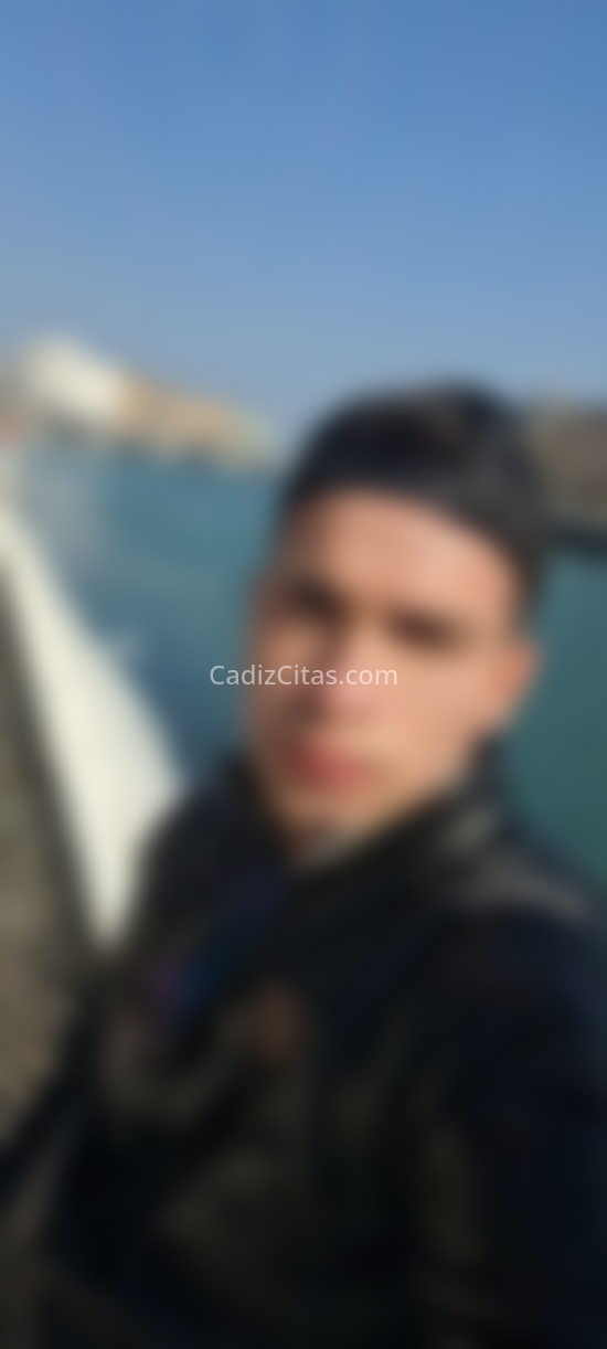 Chico colombiano. 663572995. Citas en CÁDIZ, CÁDIZ. www.cadizcitas.com.