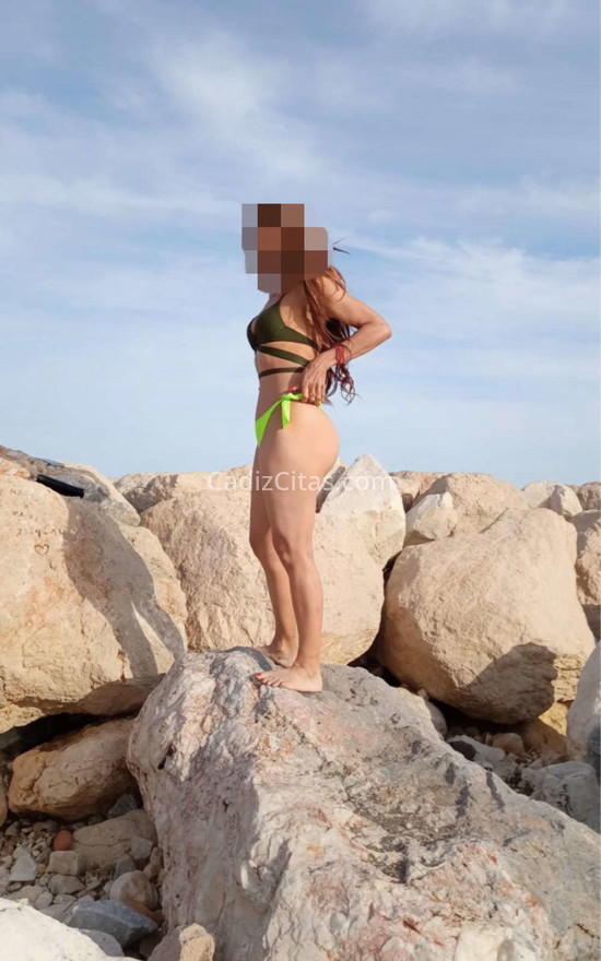 Roxana, alegre y enrollada. 644695379. Citas en CÁDIZ, CÁDIZ. www.cadizcitas.com.