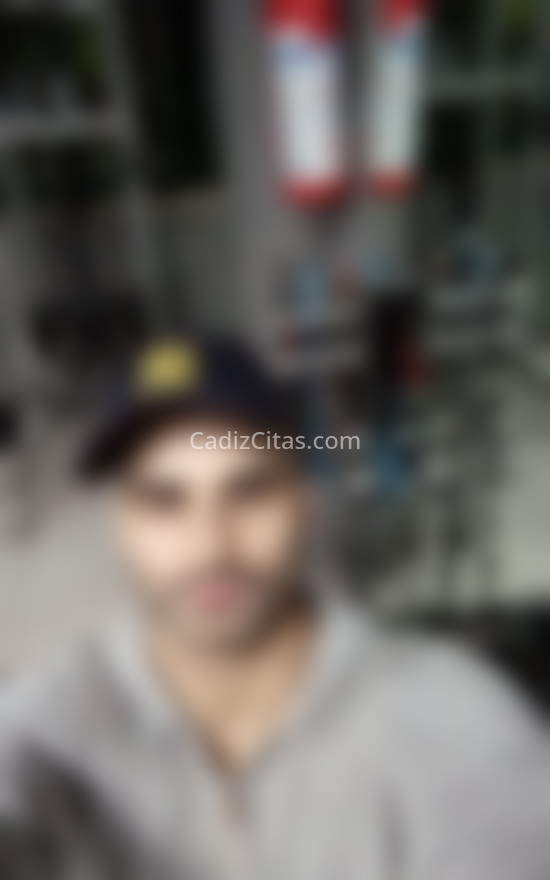 Saúl, educado y buen amigo. 610657829. Citas en CÁDIZ, CÁDIZ. www.cadizcitas.com.