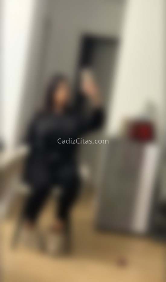 Valentina Ballesteros, trans latina. 663101811. Citas en CÁDIZ, CÁDIZ. www.cadizcitas.com.