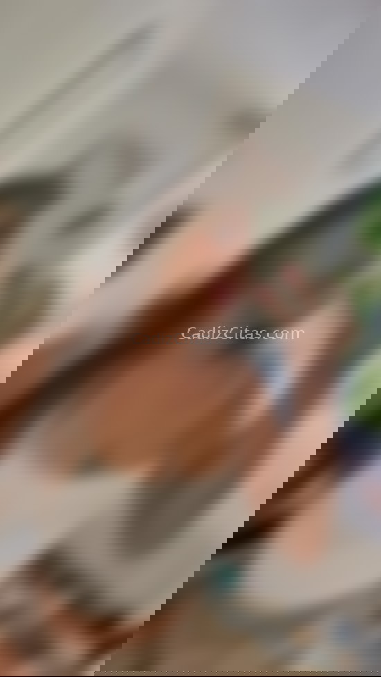 Nicol, joven y guapa colombiana. 610837360. Citas en CÁDIZ, CÁDIZ. www.cadizcitas.com.