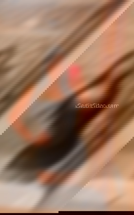 Nicol, joven colombiana . 622352030. Citas en CÁDIZ, CÁDIZ. www.cadizcitas.com.