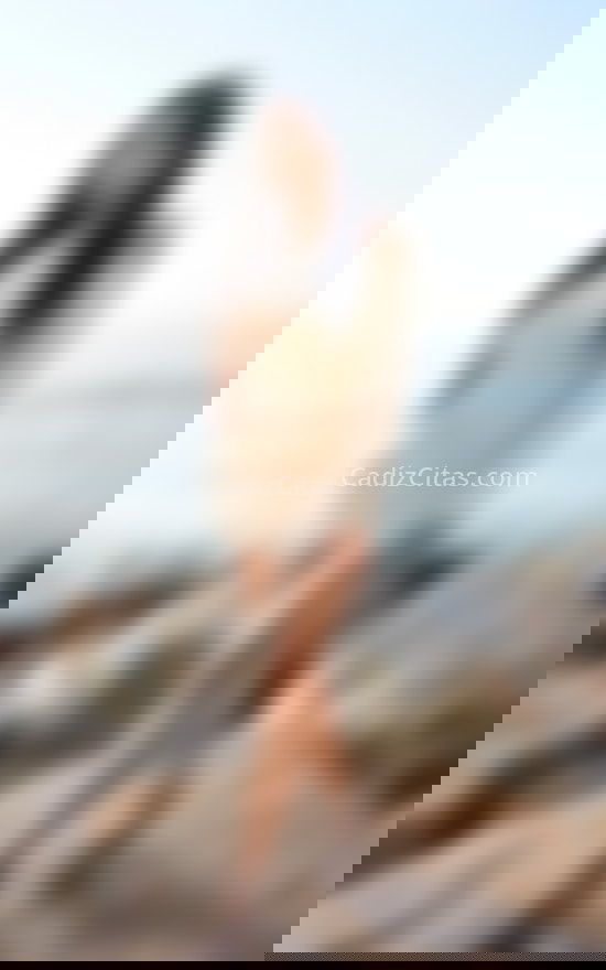 Nicol, joven colombiana . 622352030. Citas en CÁDIZ, CÁDIZ. www.cadizcitas.com.