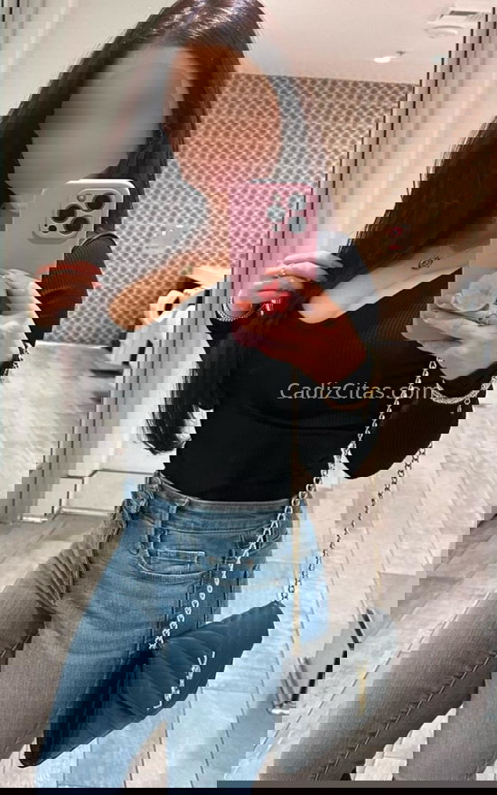 Sara, con ganitas de pasarlo bien. 675764763. Citas en CÁDIZ, CÁDIZ. www.cadizcitas.com.