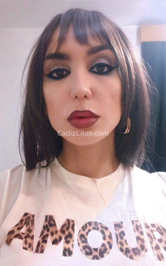 Vicky, encantadora masajista. 644234139. Citas en CÁDIZ, CÁDIZ. www.cadizcitas.com.