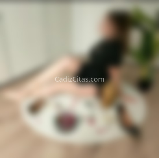 Sofia, quiromasajista española, 27 años. 658242689. Citas en CÁDIZ, CÁDIZ. www.cadizcitas.com.