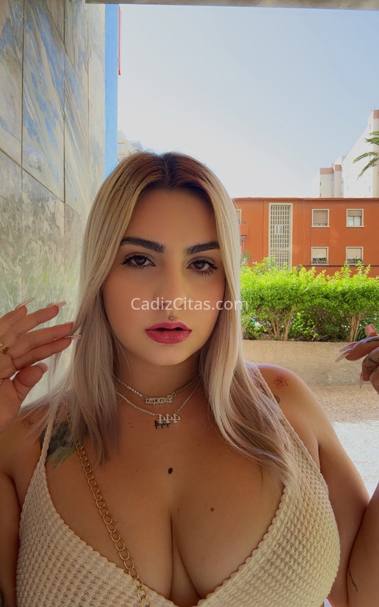 Rubia divertida de vuelta. 612475773. Citas en CÁDIZ, CÁDIZ. www.cadizcitas.com.