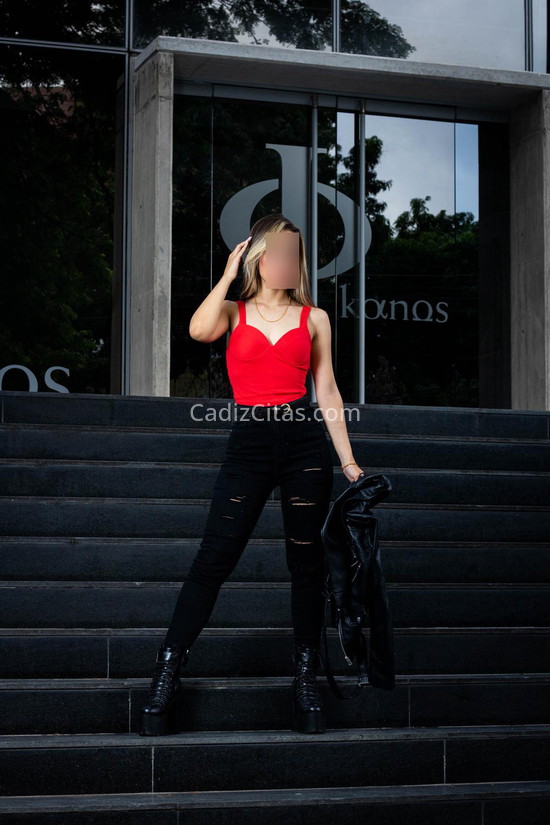 Kendal, pura juventud . 647470455. Citas en CÁDIZ, CÁDIZ. www.cadizcitas.com.